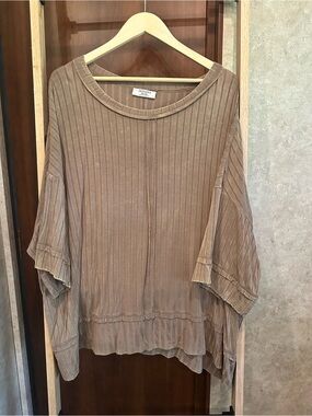 Zenana | Ribbed and Flowy | Size 2x/3x | Acid Wash Coloration